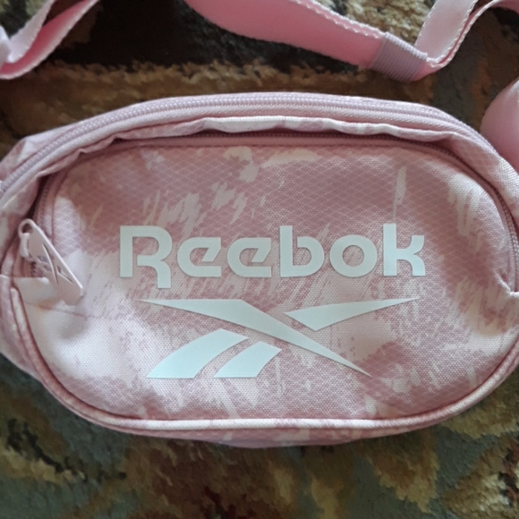 3x*Host Pick*Reebok Xenon fanny pack - Picture 4 of 12